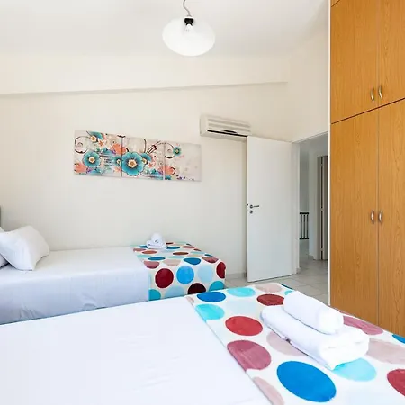 Oasis By Ezoria וילה