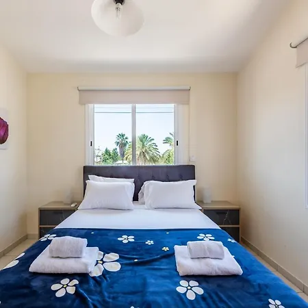 וילה Oasis By Ezoria *