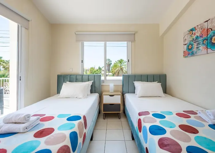 Oasis By Ezoria Villa