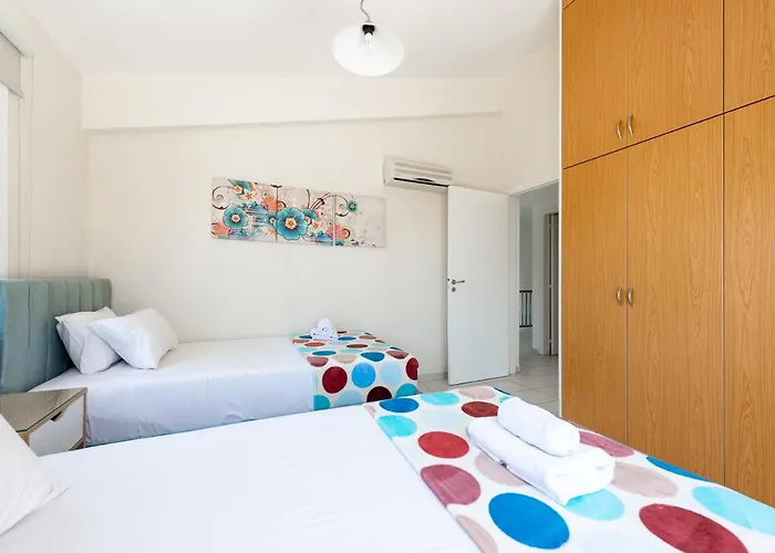 Oasis By Ezoria Villa